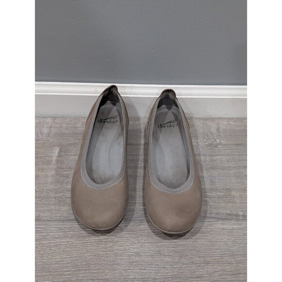 Dansko Women's Kristen Taupe Leather Ballet Flats Sz US 6.5/7 Per Sz Chart EU 37 - Picture 1 of 16